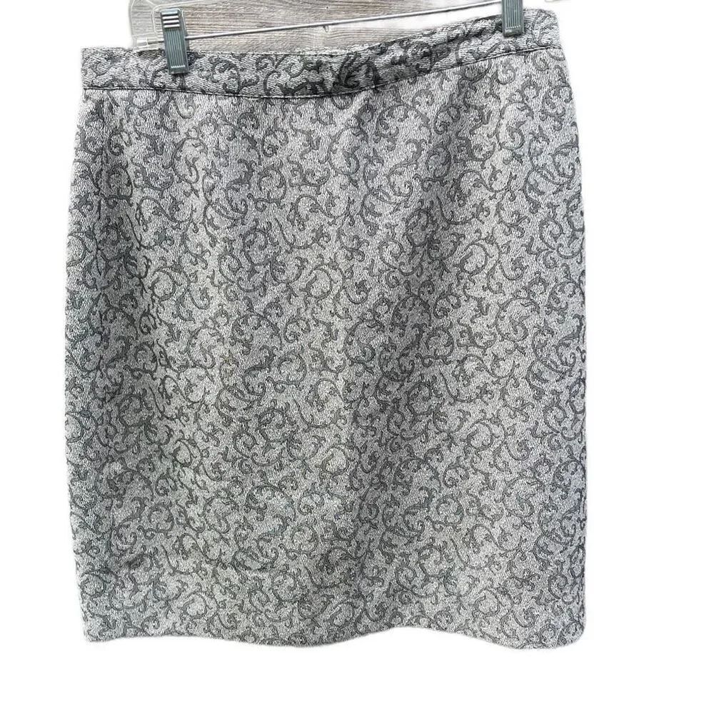 Vintage Halston size  14 grey paisley scroll print skirt